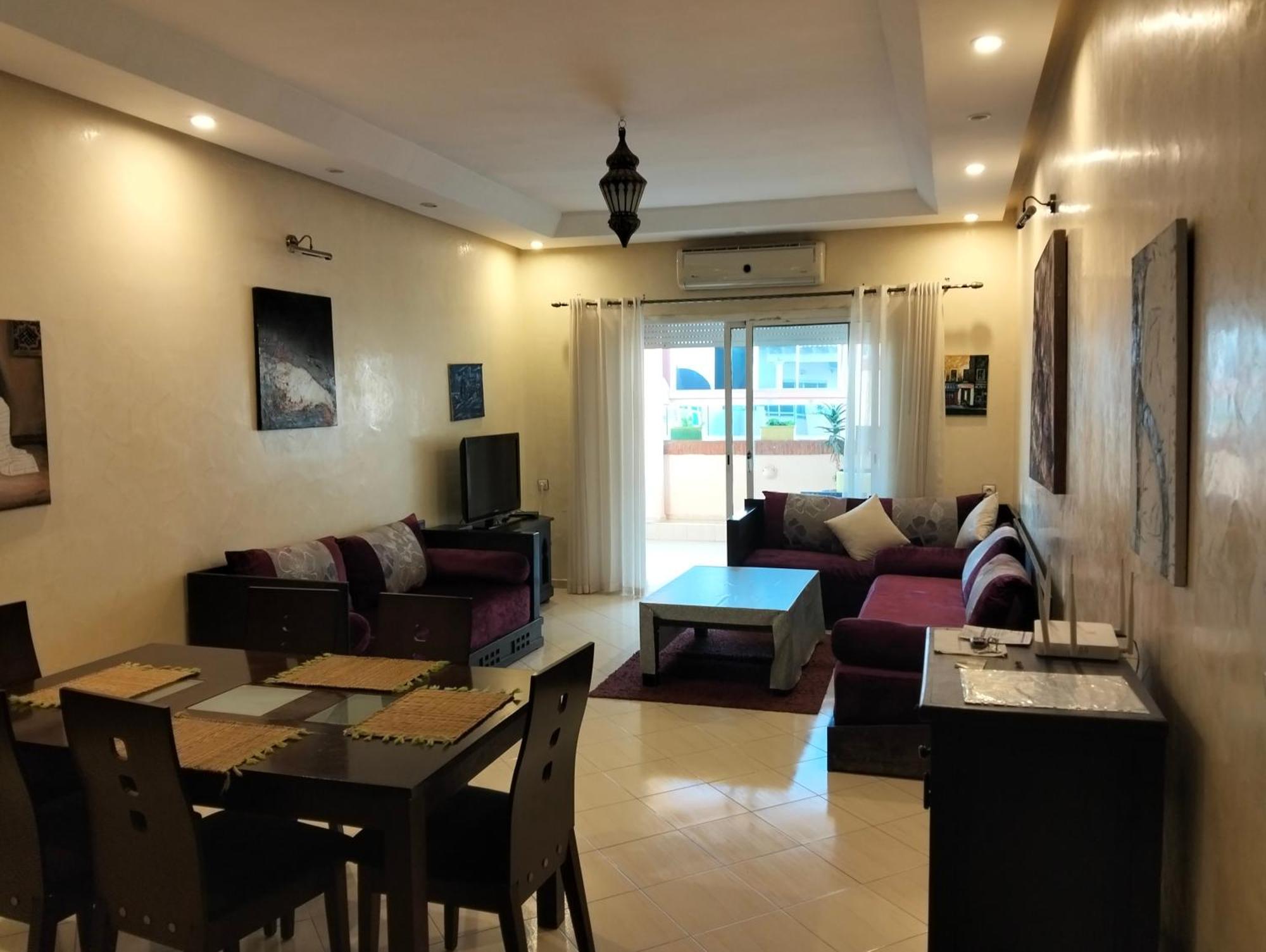 Najia Au Centre Avec Grande Terrasse Apartment Kenitra